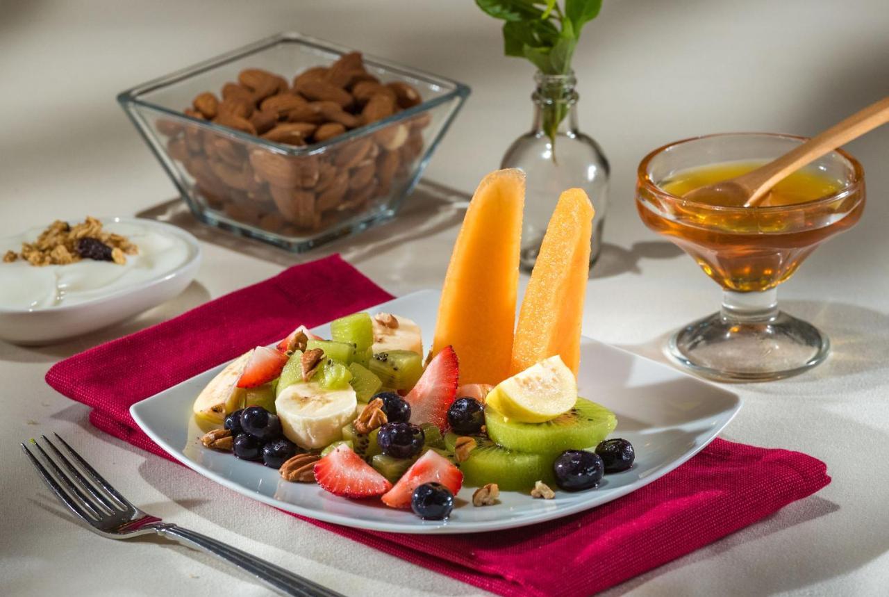 Hotel Safi Royal Luxury Metropolitan San Pedro Garza Garcia Esterno foto Fruit salad