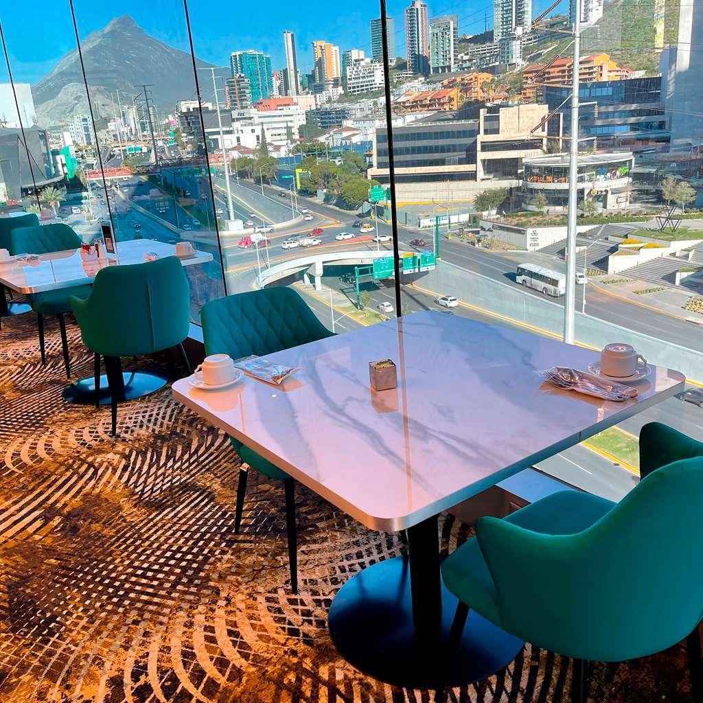 Hotel Safi Royal Luxury Metropolitan San Pedro Garza Garcia Ristorante foto Skyline Lounge at LAX