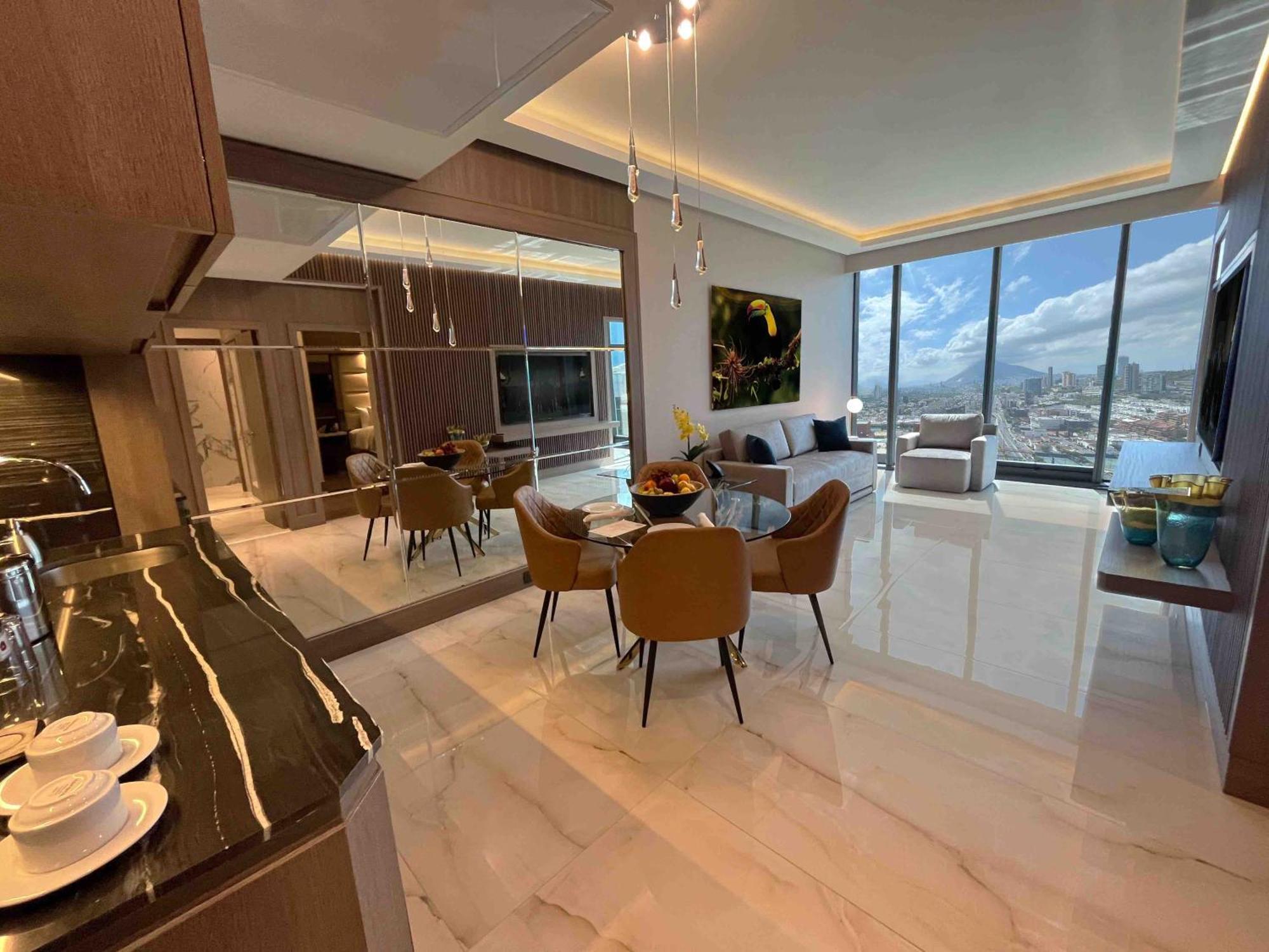 Hotel Safi Royal Luxury Metropolitan San Pedro Garza Garcia Esterno foto The interior of a penthouse at One River North